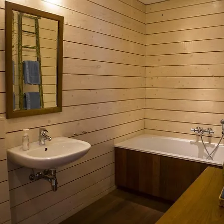 Chez Tante Alice Bed & Breakfast 3*